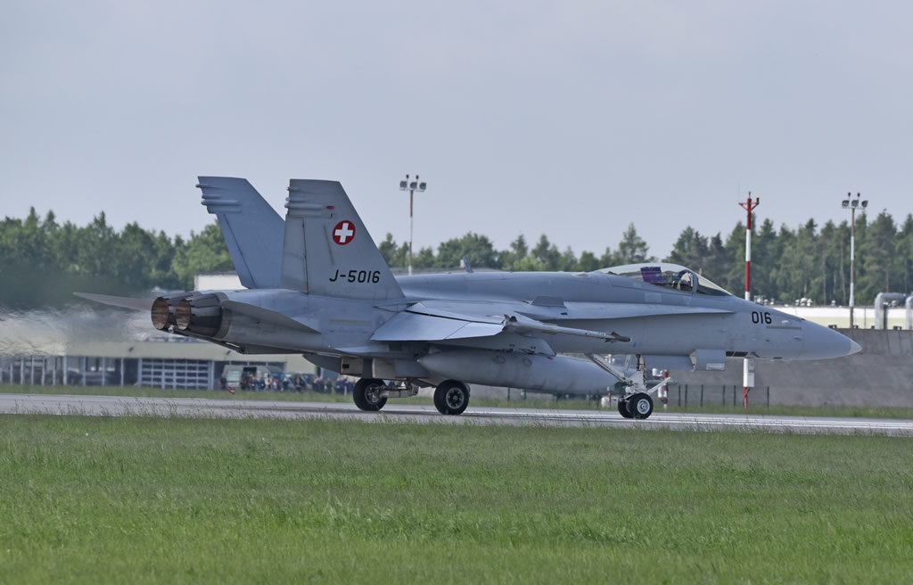 Swiss Air Force F/A-18 Hornet J-5016